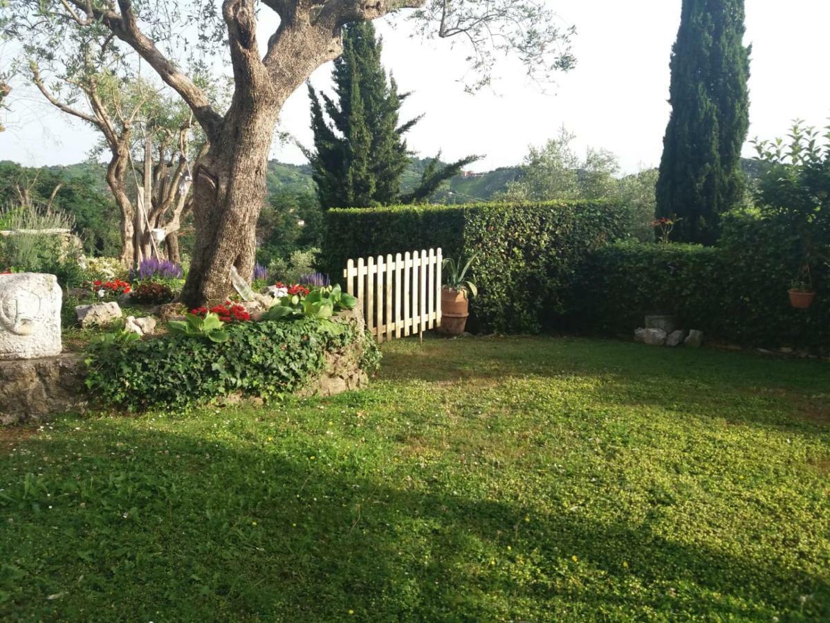 Вілла Da Adria Al Corvenale - Casa Vacanze Carrara - Екстер'єр фото