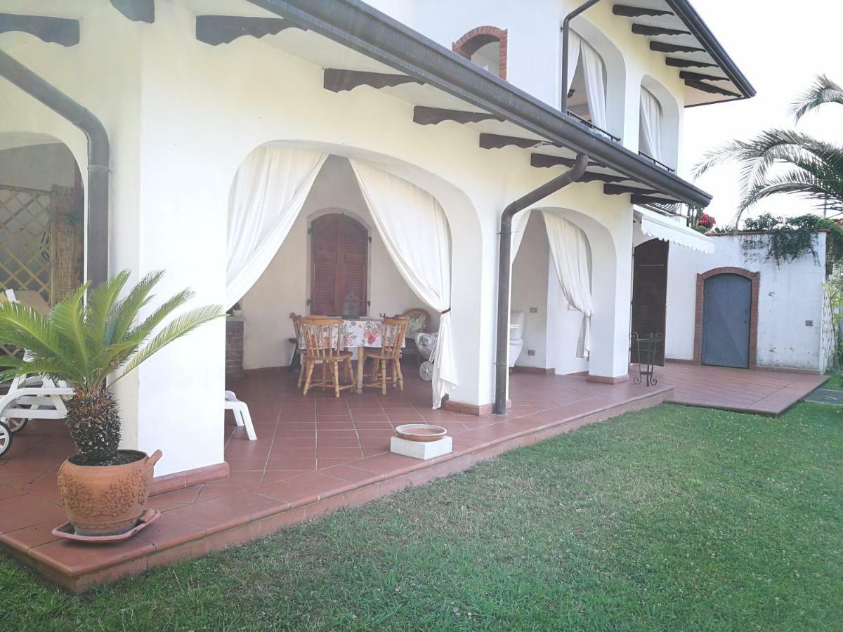 Вілла Da Adria Al Corvenale - Casa Vacanze Carrara - Екстер'єр фото